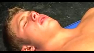 Fratboy muscle fights, iag