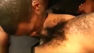 Thug bait wait a minute